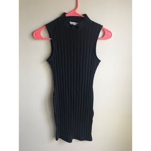 Black bodycon dress